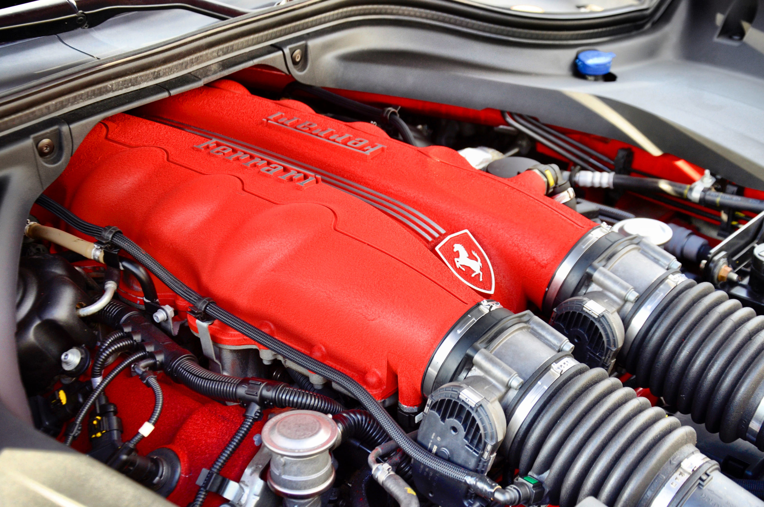 Ferrari California V8 4.3 460cv