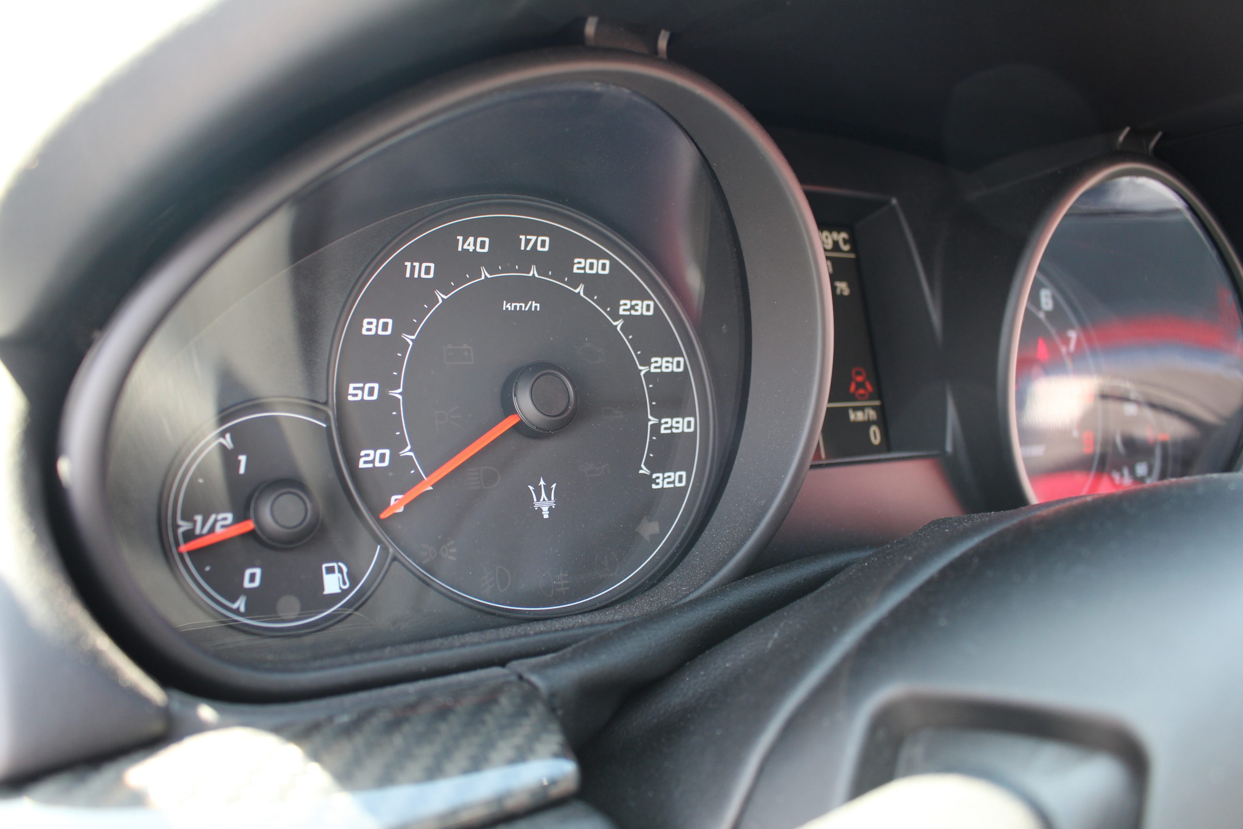 Maserati Granturismo MC Stradale – Centennial Edition !