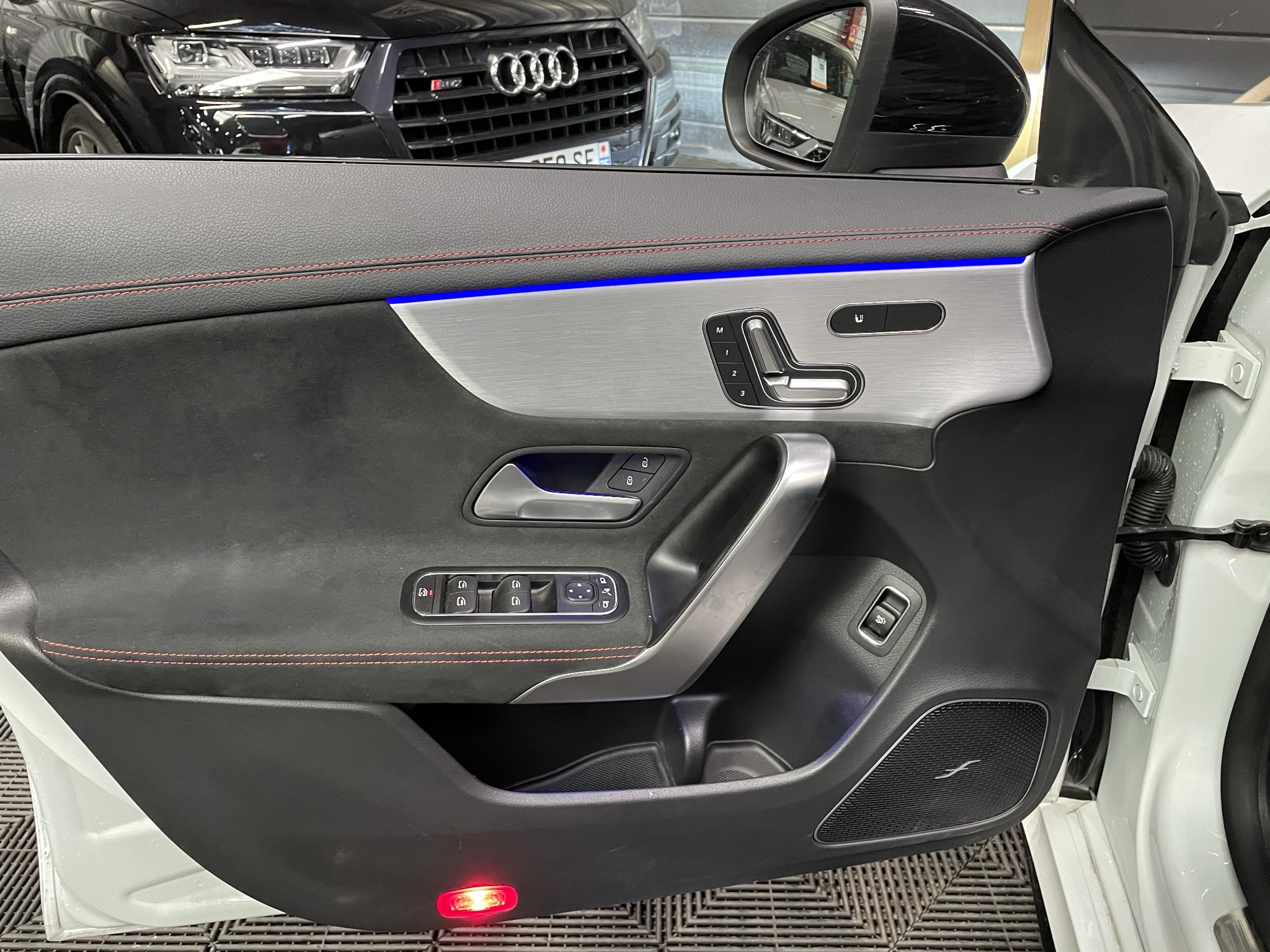 Mercedes Benz CLA 35 AMG 4MATIC 306ch 7G-DCT