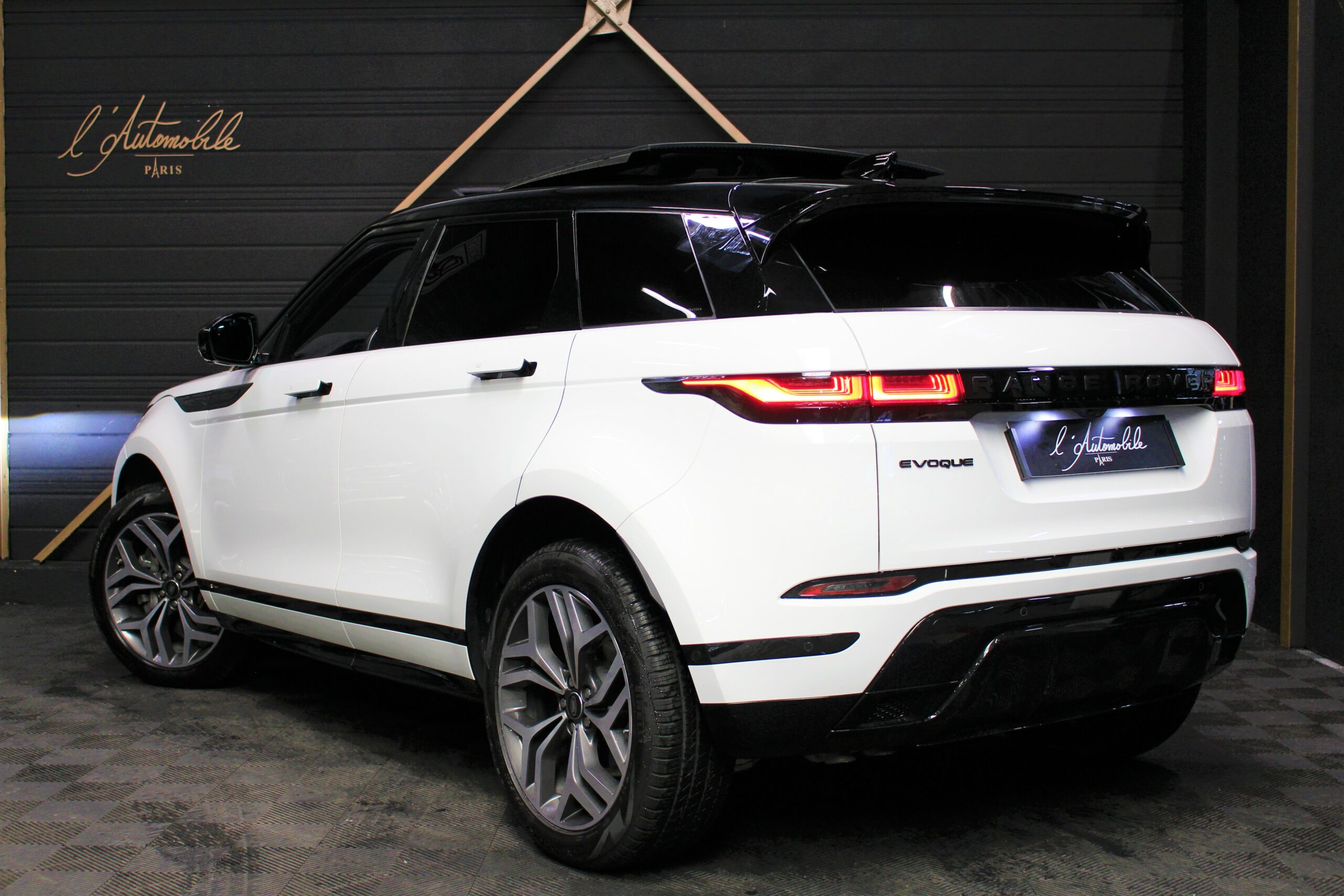 Range Rover Evoque R-Dynamic HSE