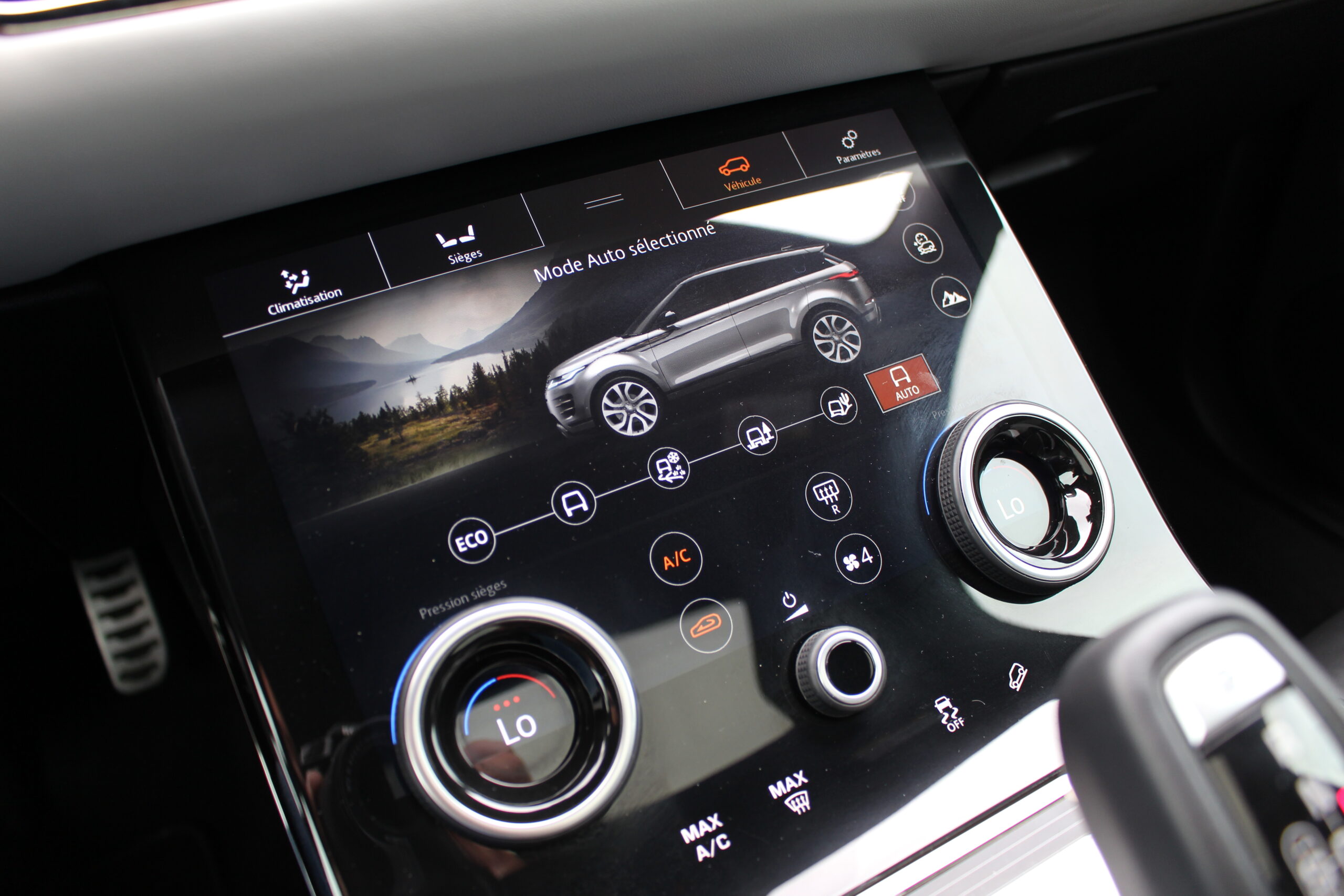 Range Rover Evoque R-Dynamic HSE