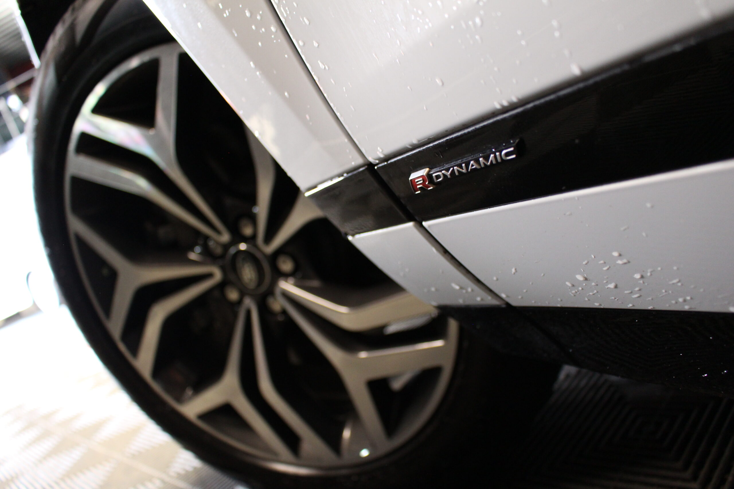 Range Rover Evoque R-Dynamic HSE