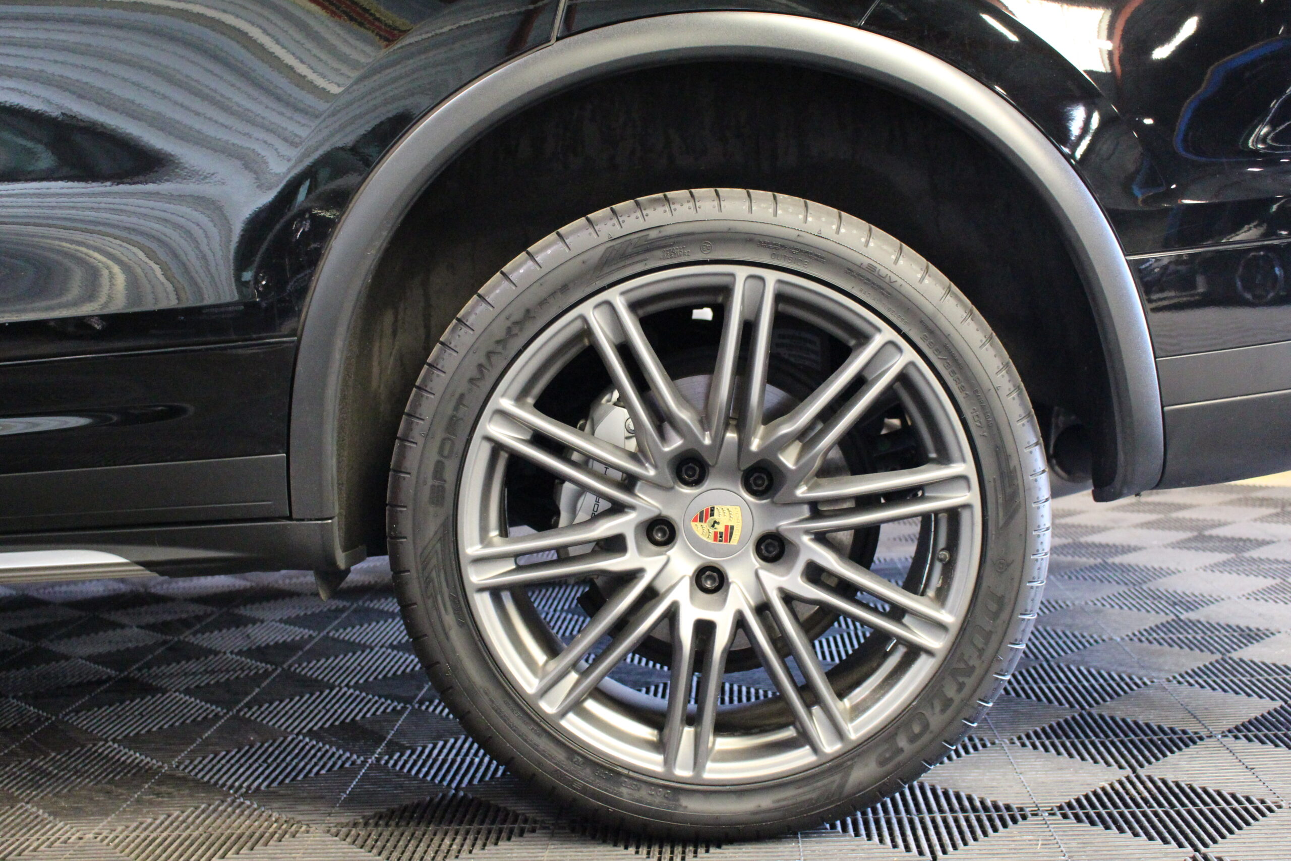 Porsche Cayenne S – PDLS+ PASM Caméra 360° – 4,2 Tdi 385Ch