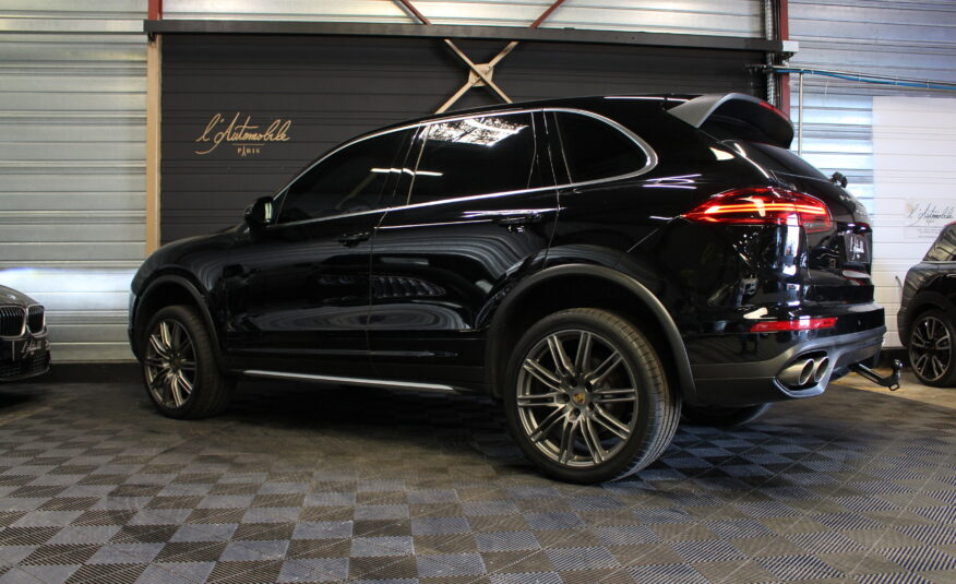 Porsche Cayenne S – PDLS+ PASM Caméra 360° – 4,2 Tdi 385Ch