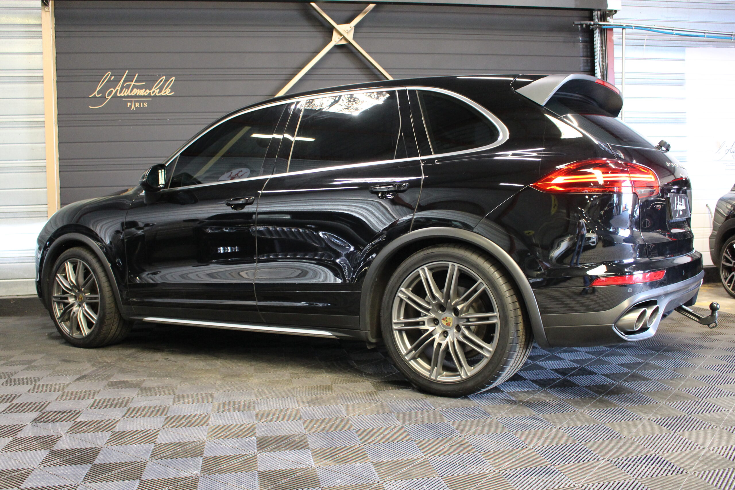 Porsche Cayenne S – PDLS+ PASM Caméra 360° – 4,2 Tdi 385Ch