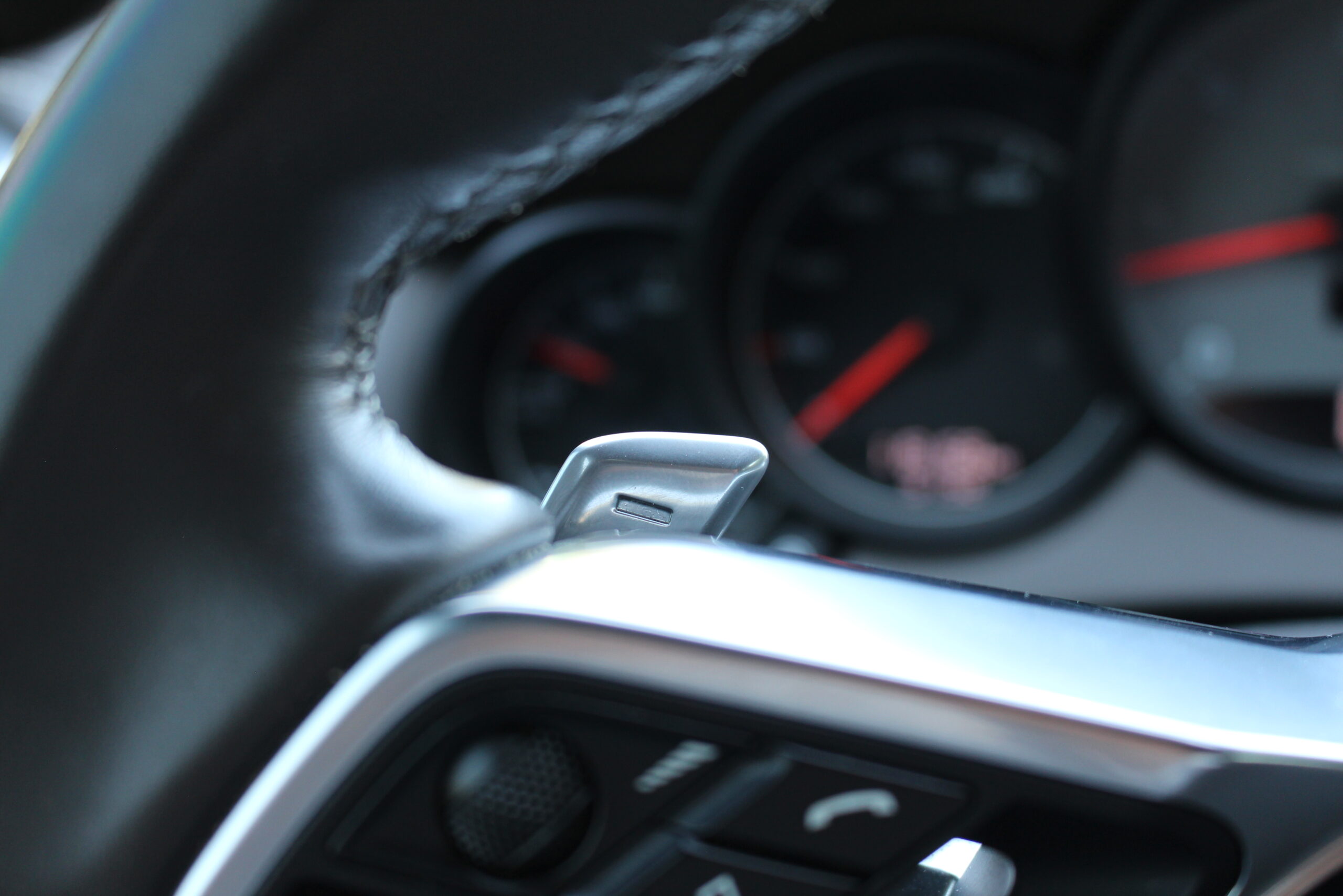 Porsche Cayenne S – PDLS+ PASM Caméra 360° – 4,2 Tdi 385Ch