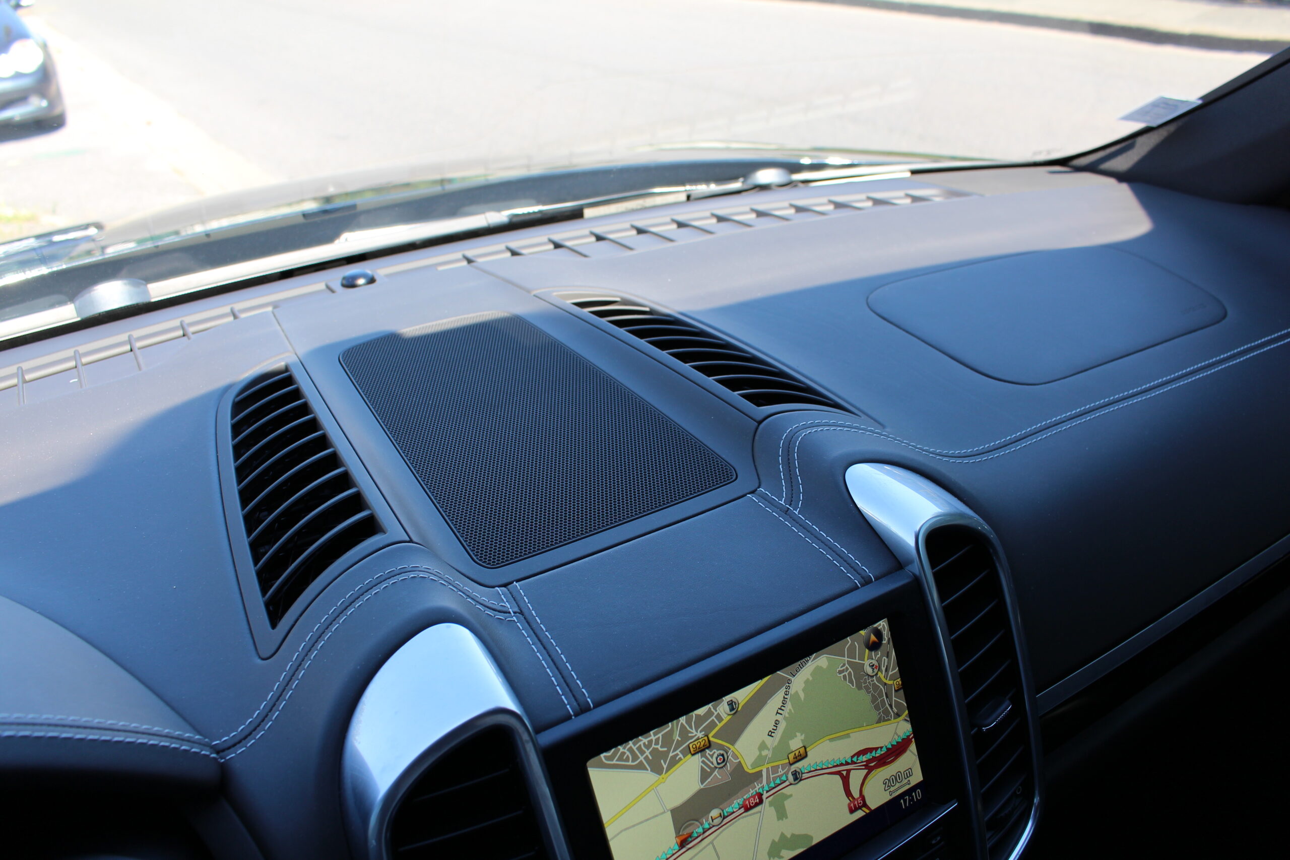 Porsche Cayenne S – PDLS+ PASM Caméra 360° – 4,2 Tdi 385Ch